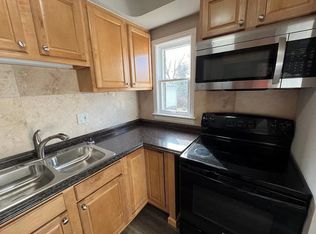 980 Richmond Rd #980, Cleveland, OH 44124