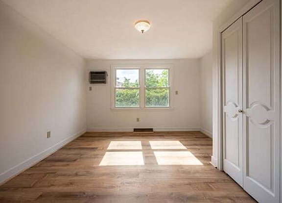 5th image of 40 Prentiss St #2