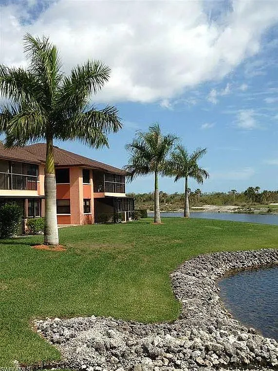 2 bed, 966 sqft, $1,875 — Photo 1