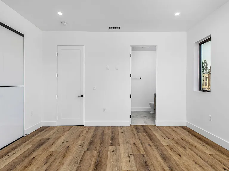 5311 Ben Ave #1/2 — Photo 12