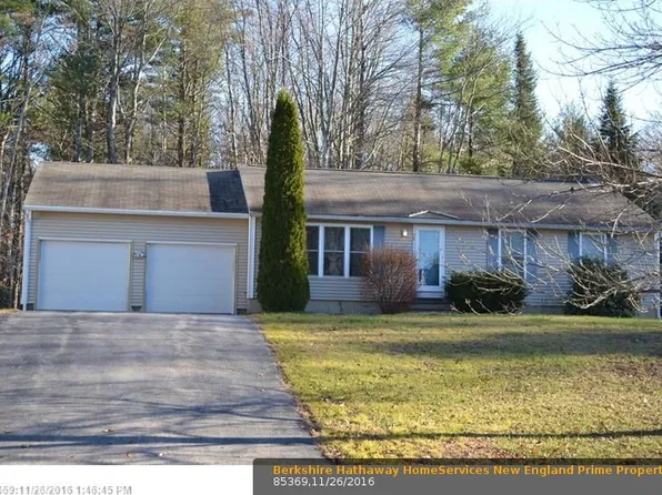 52 Hillview Ave, Saco, ME 04072