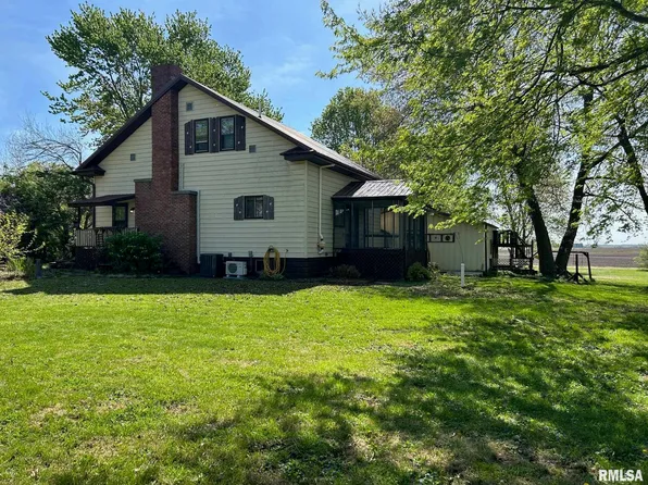 888 E Erie St, Palmer, IL 62556