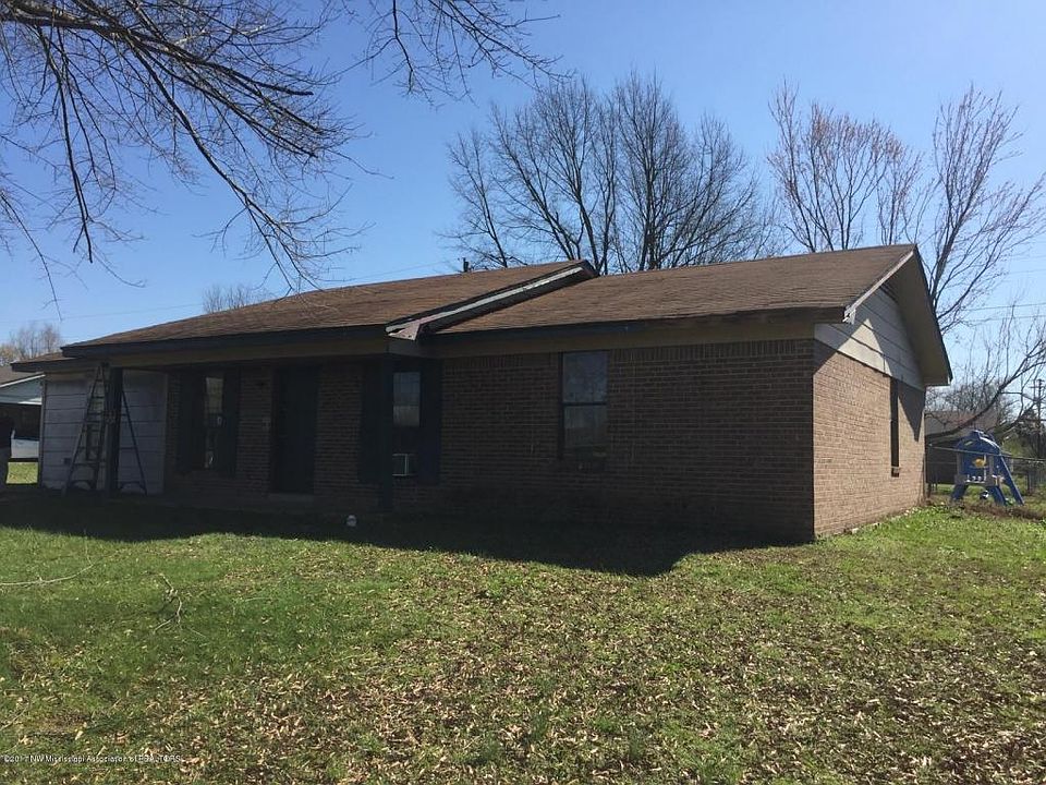 1st image of 4660 Bordeaux Pl
