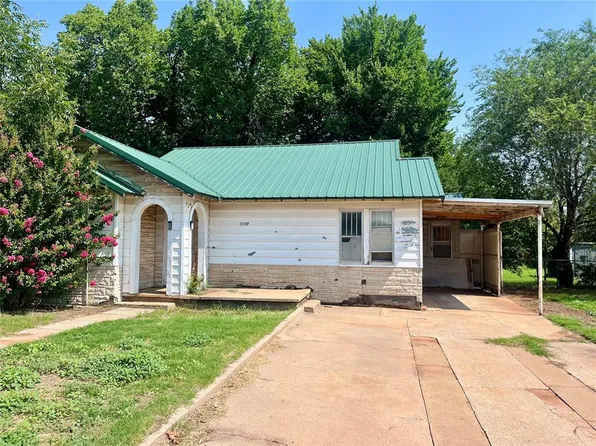 1107 W 2nd St, Elk City, OK 73644