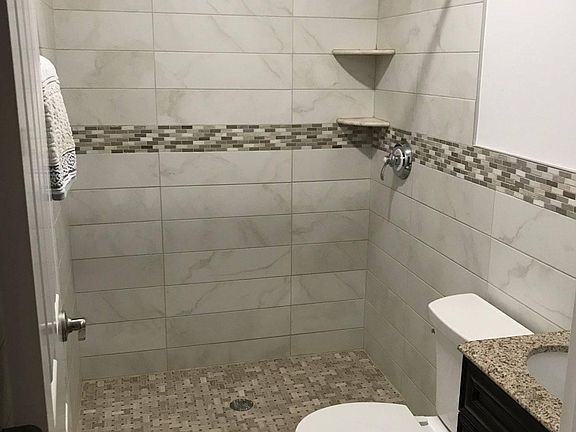 4th image of 415 Columbus Ave #B
