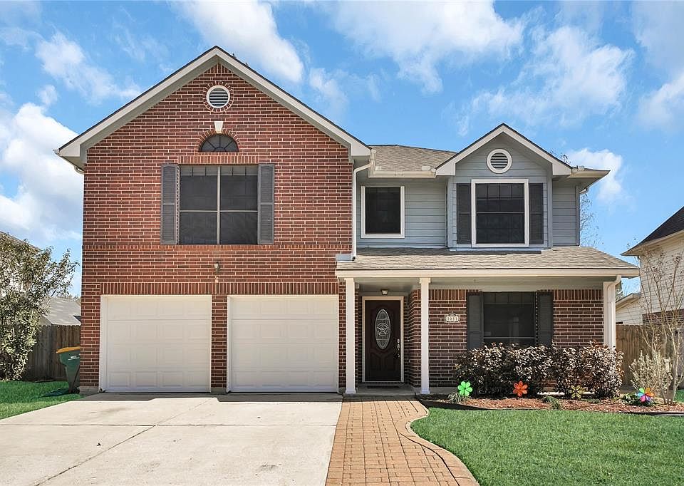 1st image of 1011 Canterbury Dr