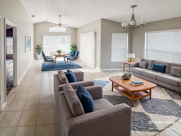 4th image of 251 Coralwood Ct