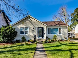 130 S Plum Grove Rd, Palatine, IL 60067