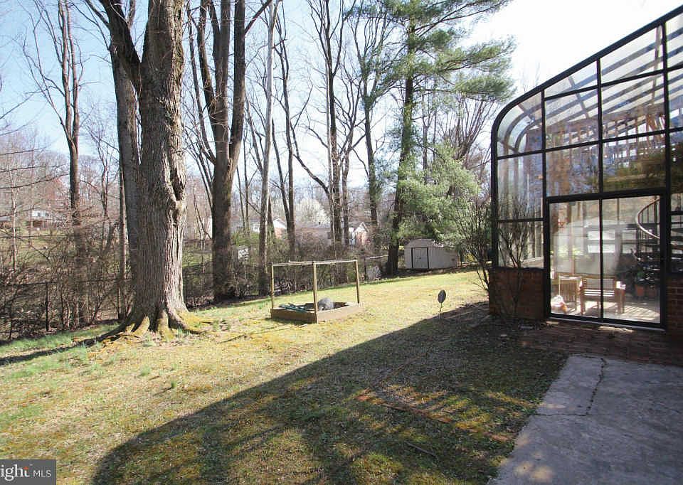 2nd image of 0 Winona Ct