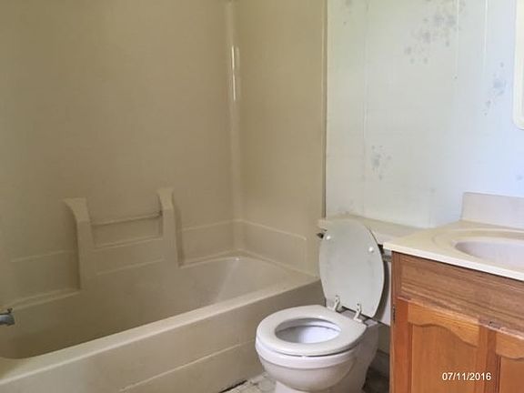 4th image of 1532 Laramie St