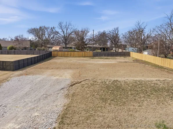 1400 Mabelle Dr, Sapulpa, OK 74066