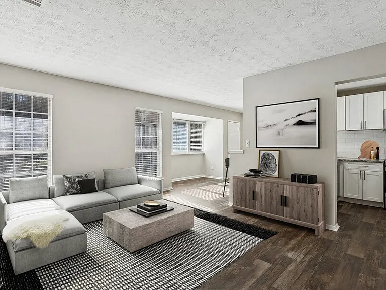 2311 Dunwoody Xing — Photo 2