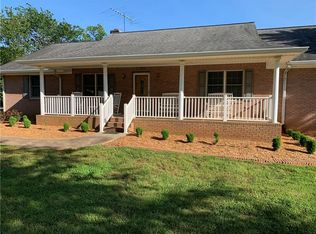 3911 Hurt Bridge Rd, Cumming, GA 30028