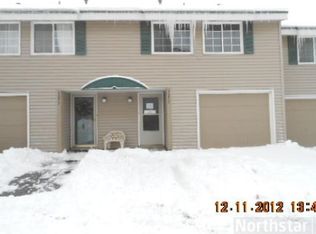 3275 Valley Ridge Dr, Saint Paul, MN 55121