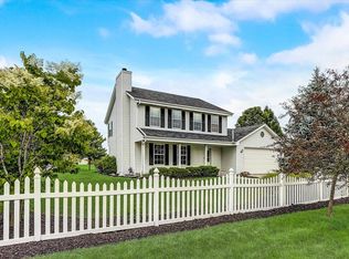 292 Dean Rd, Belgium, WI 53004