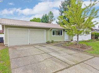1240 N Holly St, Canby, OR 97013