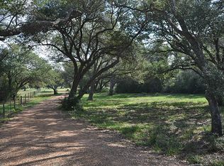 1171 New Ulm Rd, Cat Spring, TX 78933