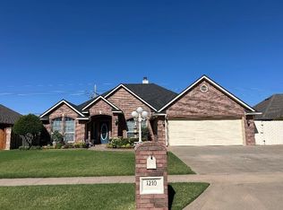 1210 NW Norwick Ave, Lawton, OK 73505