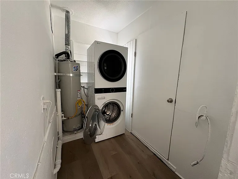 125 W Valencia Dr #A — Photo 11
