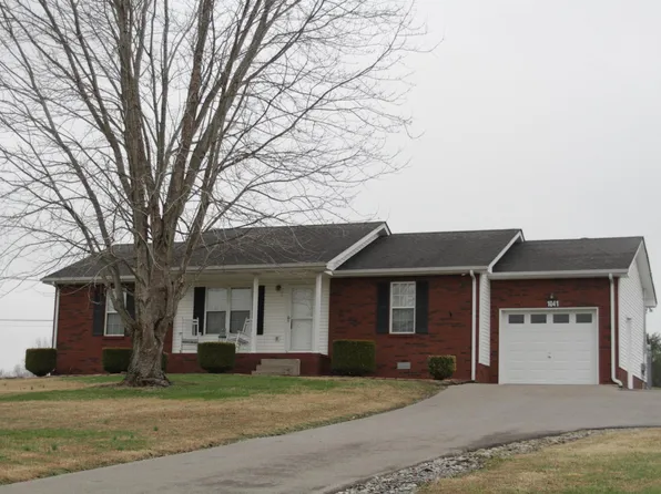 1041 Richland Ct, Ashland City, TN 37015