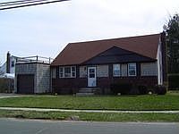 1st image of 107 N Burling Ln
