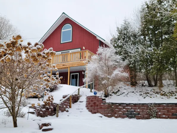 829 County Route 25, Malone, NY 12953