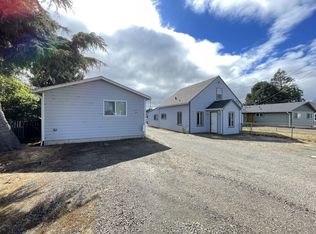 3413 Maple Ln, Tillamook, OR 97141