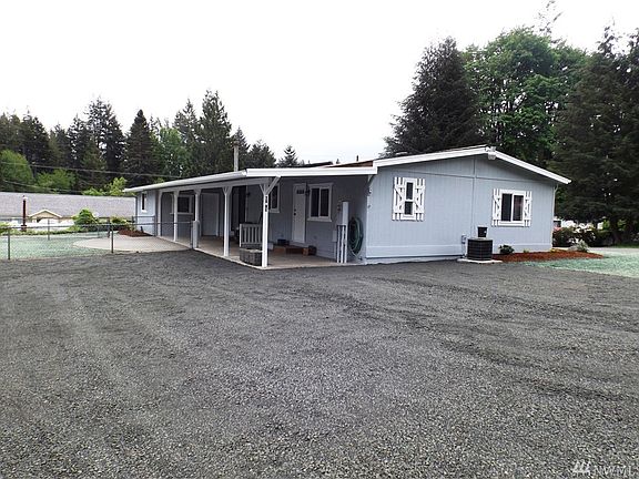 4th image of 10 NE Lincoln Ct