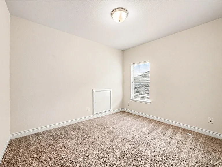 2310 Falcon Brook Dr — Photo 18