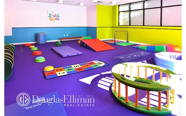 Sold by Douglas Elliman | media 28