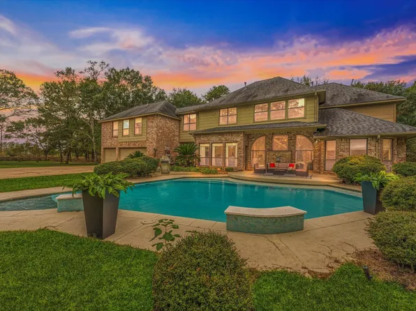 1019 Towering Oaks St, Magnolia, TX 77355