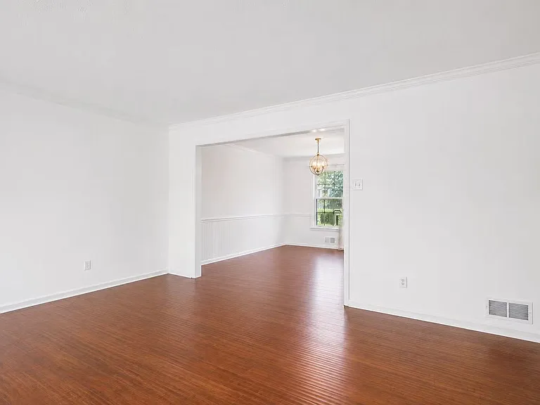 203 Markwood Dr — Photo 8