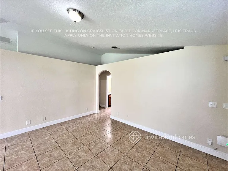 2611 Alexander Ave — Photo 5