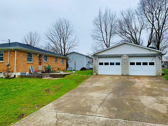 4th image of 302 Logan Ave