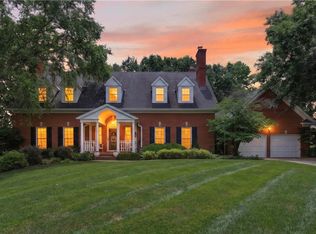 11012 Buena Vista St, Leawood, KS 66211