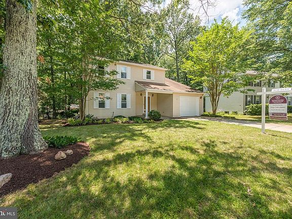 3rd image of 9347 Tartan View Dr