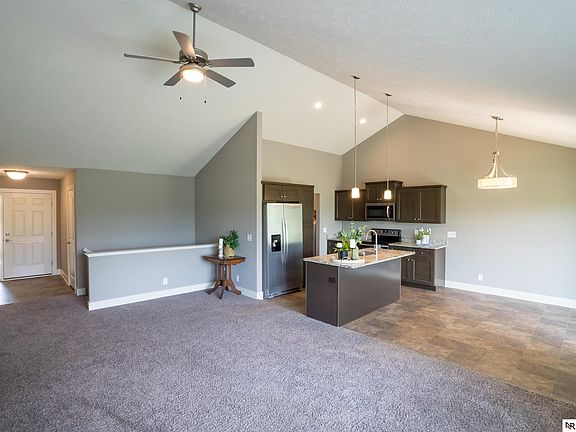 5th image of 20157 Miami Cir