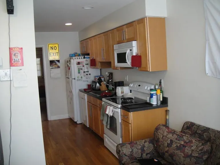 1017 Tremont St #1 — Photo 8