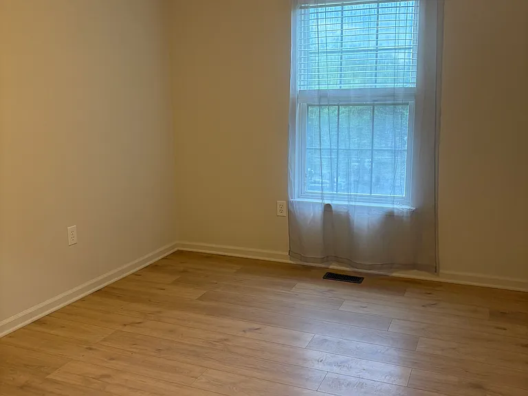610 Brentwood Ct — Photo 25