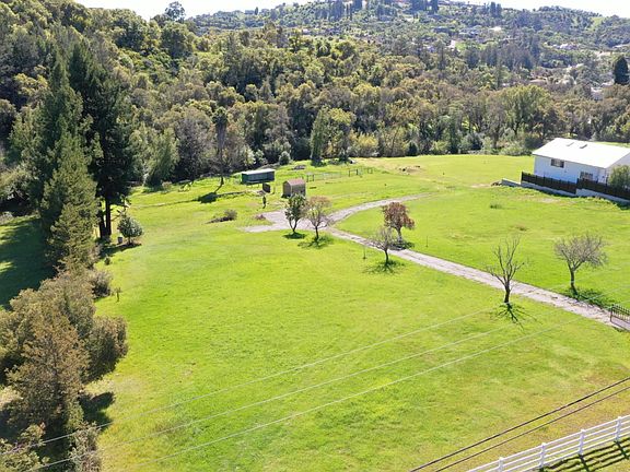 5th image of 1360 NE Riebli Road