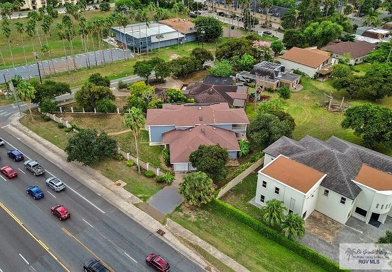 136 W Ruben M Torres Blvd — Photo 37