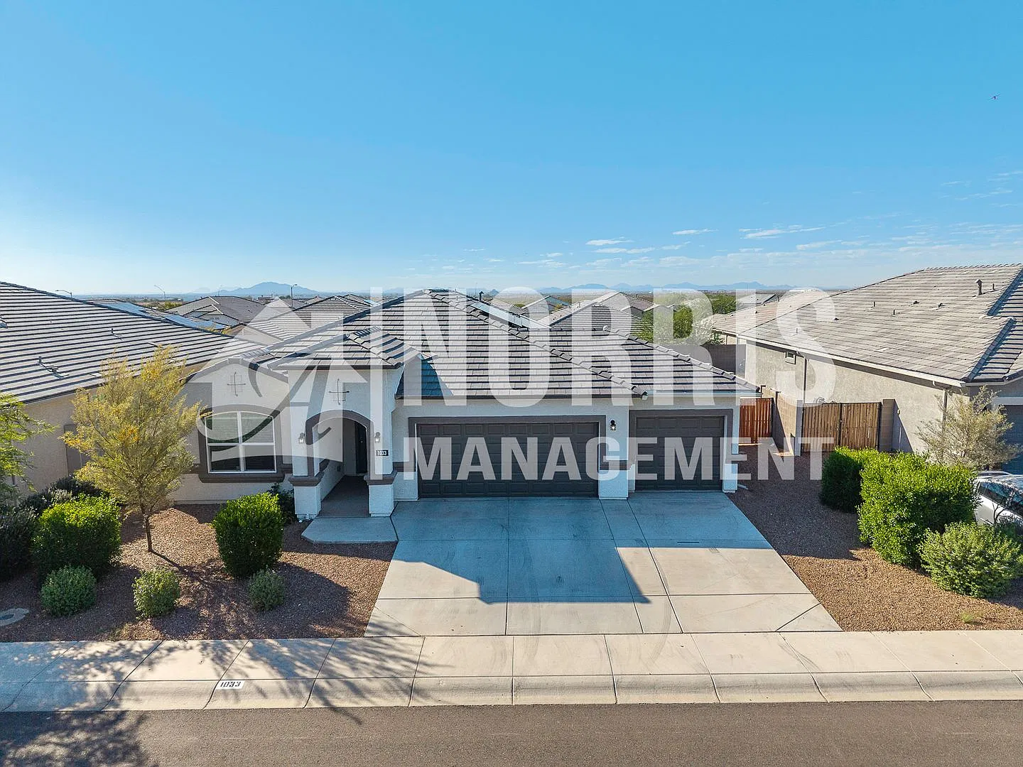 Beautiful Large Home in North Casa Grande — Photo 2