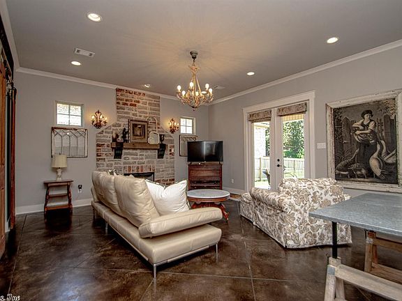 5th image of 7625 Garden Way Dr