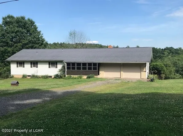 121 Bear Swamp Rd, Shickshinny, PA 18655