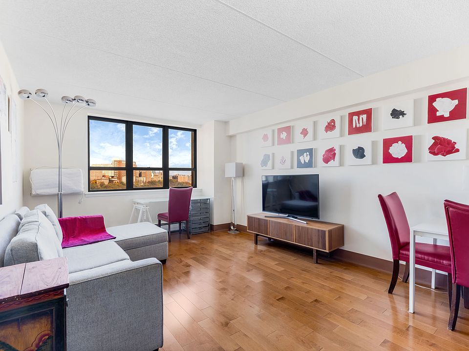 1st image of 301 Cathedral Pkwy #17B