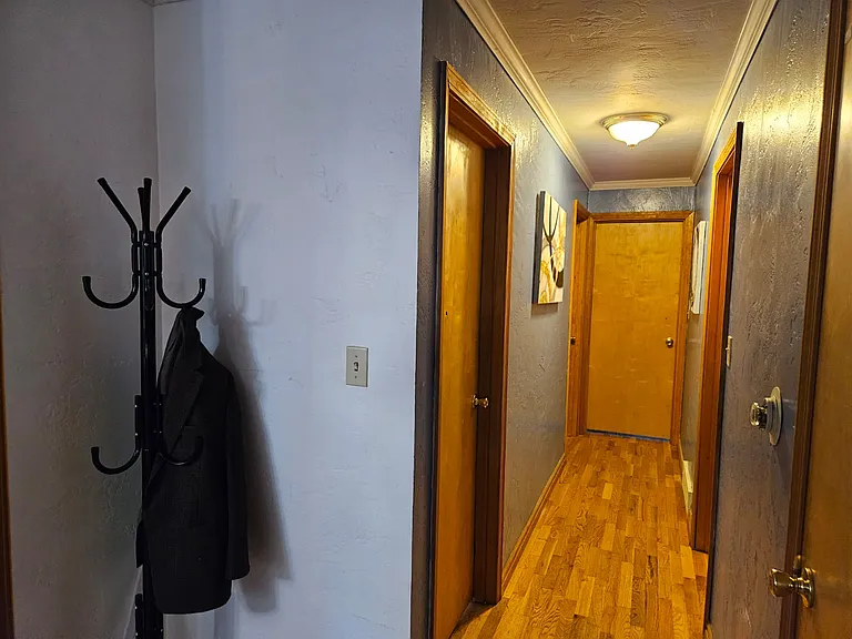 1560 NE 106th St #1 — Photo 23