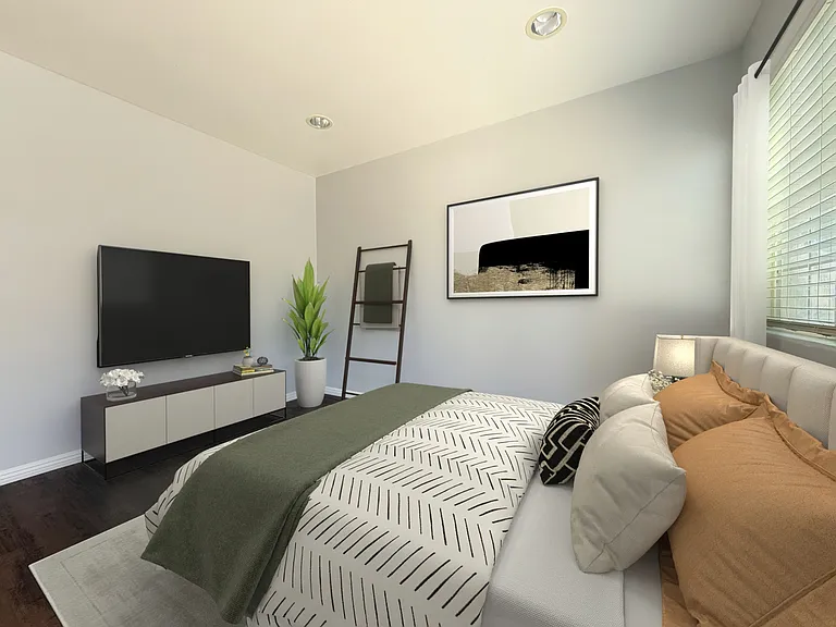 1012 S Riverside Ave #10 — Photo 6