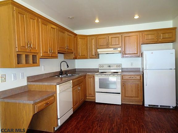 4th image of 114 Westminster Ct