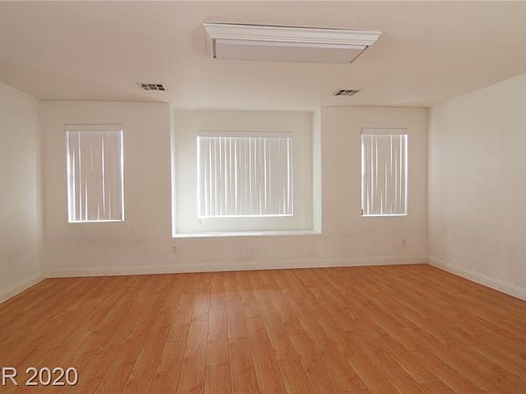 5th image of 8530 Titania Ct