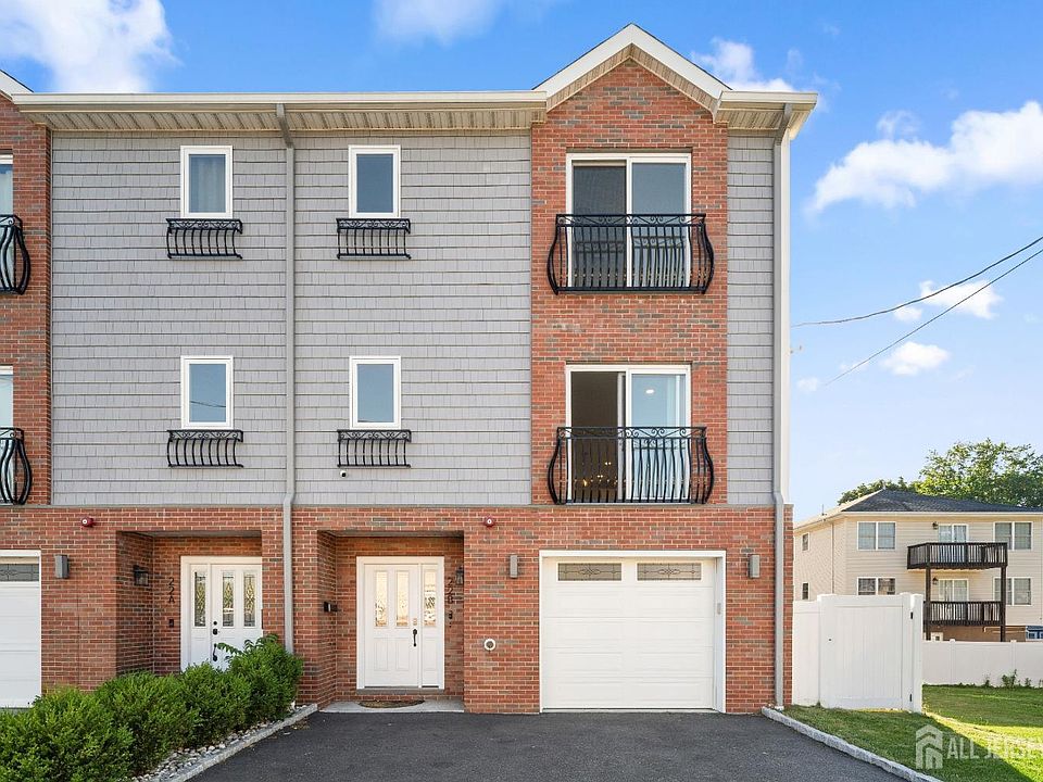 1st image of 22 Arcadia Pl #B